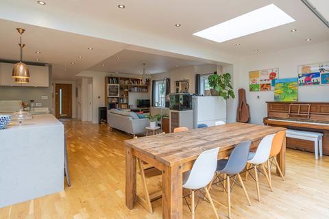 Lincoln House Barrow Road, Drayton, Abingdon, OX14 4SU
