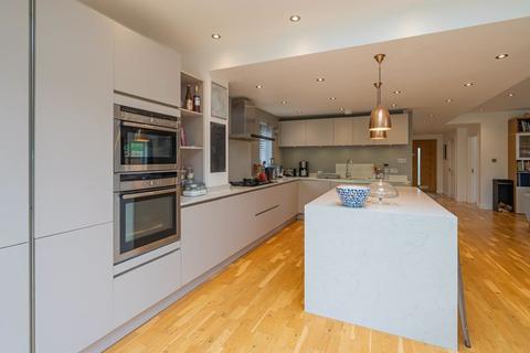 Lincoln House Barrow Road, Drayton, Abingdon, OX14 4SU
