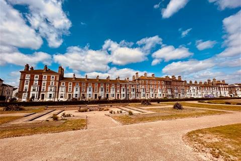 undefined, Wellington Esplanade, Lowestoft