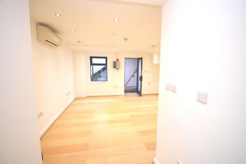 Shop to rent, Churchfield Road (Lower Ground Floor)