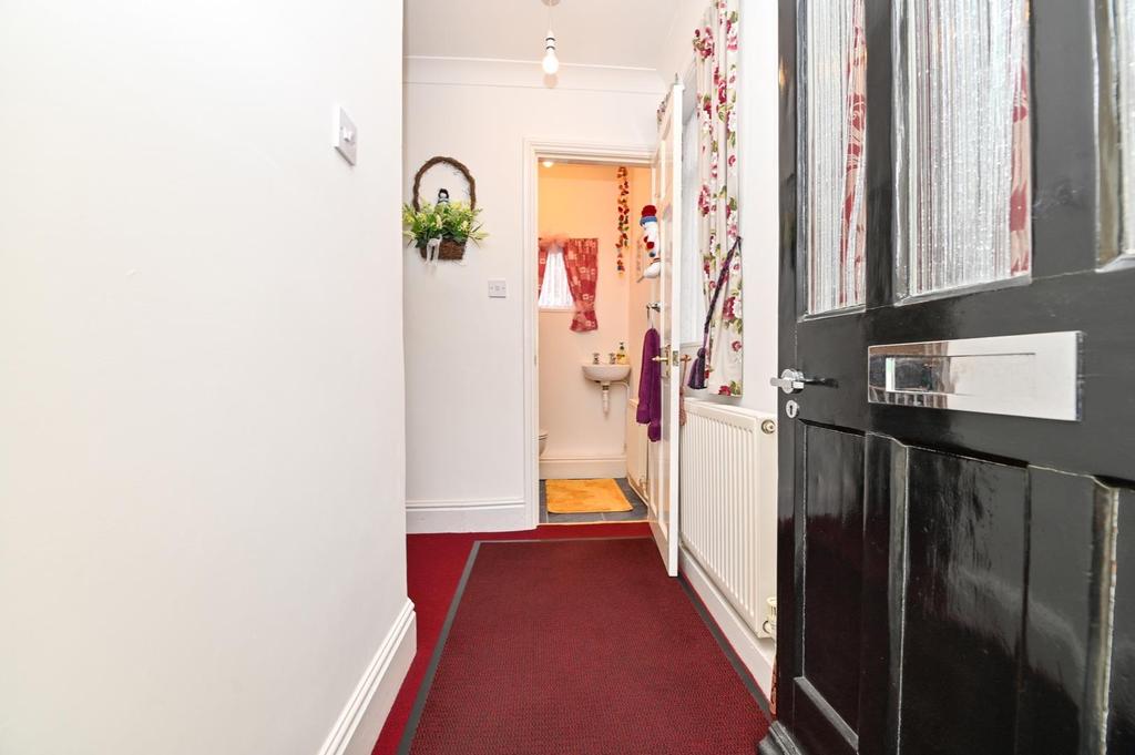 Simeon Street, Ryde 2 bed semidetached house £275,000