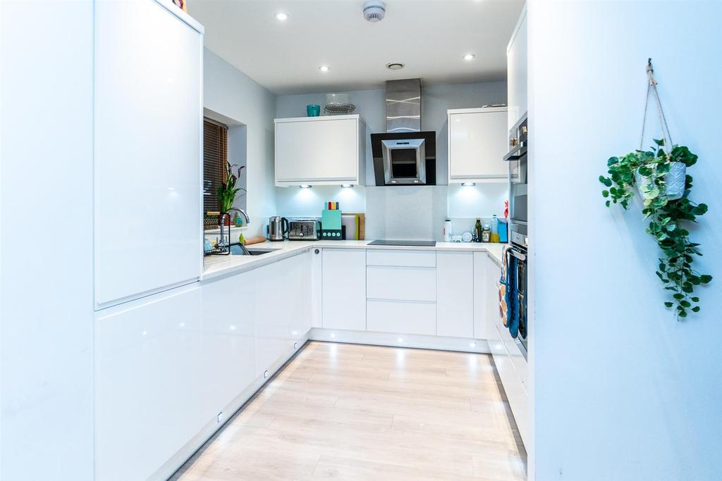 Open Plan Living / Dining / Kitchen Area