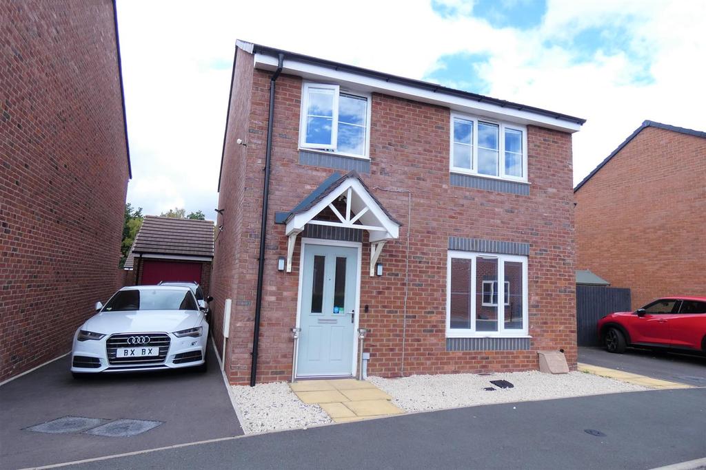 Bluebell Crescent, Great Barr, Birmingham 4 bed detached house for sale