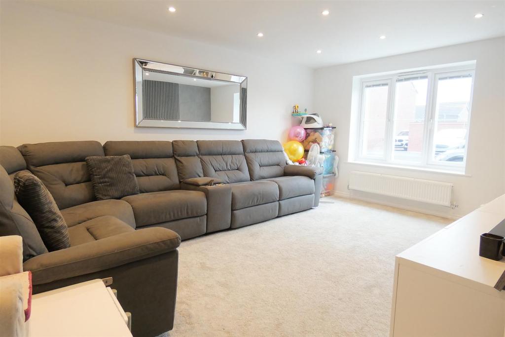 Bluebell Crescent, Great Barr... 4 bed detached house £400,000