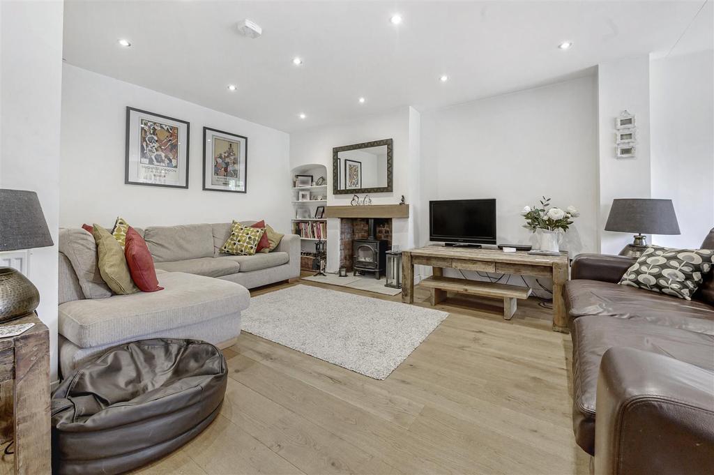 Malmesbury Road, Chippenham 4 bed detached house for sale £595,000
