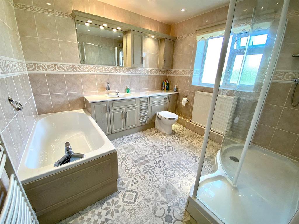 St marys avenue 27 ensuite.jpg