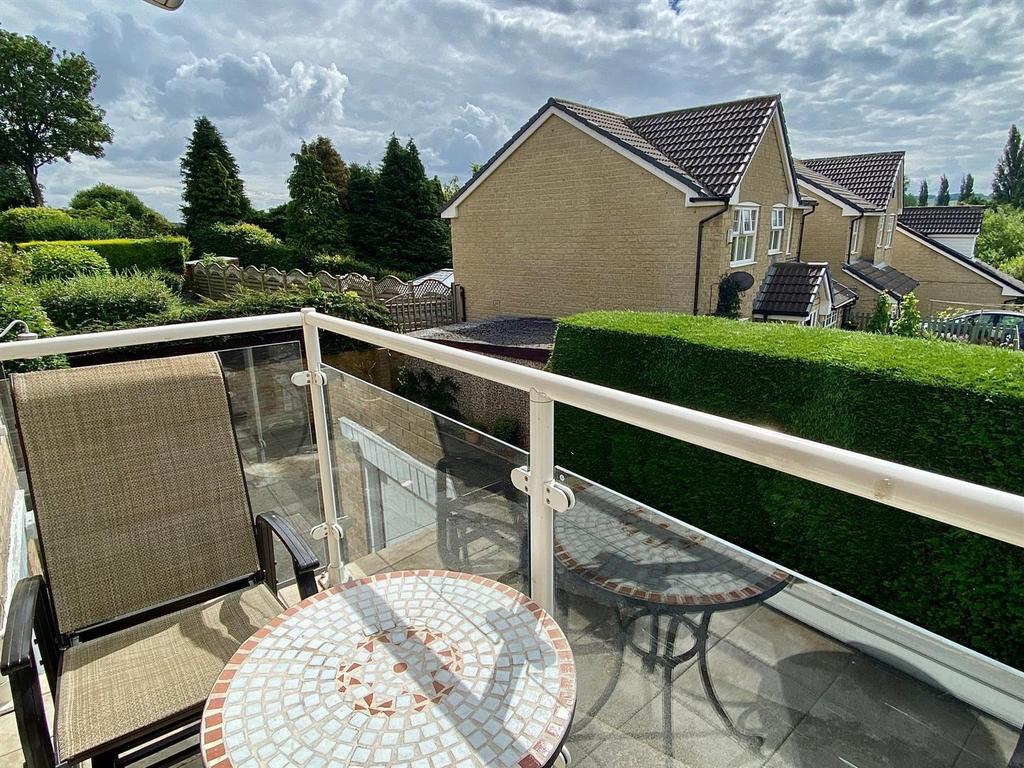 St marys avenue 27 balcony.jpg