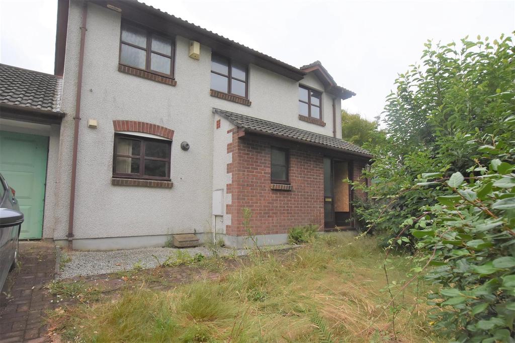 Willow Drive, Camborne 3 bed house £275,000