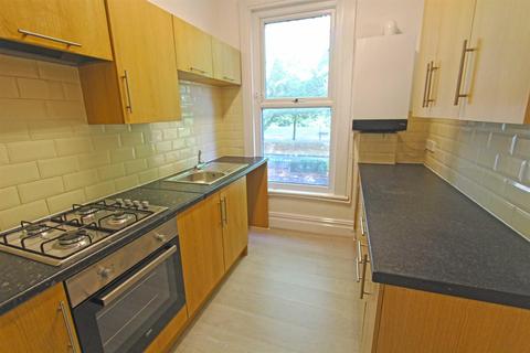 2 bedroom flat to rent - Victoria Avenue, Southend On Sea