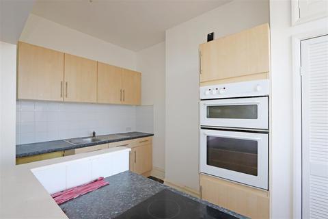 1 bedroom flat to rent - Camper Road, Southend On Sea
