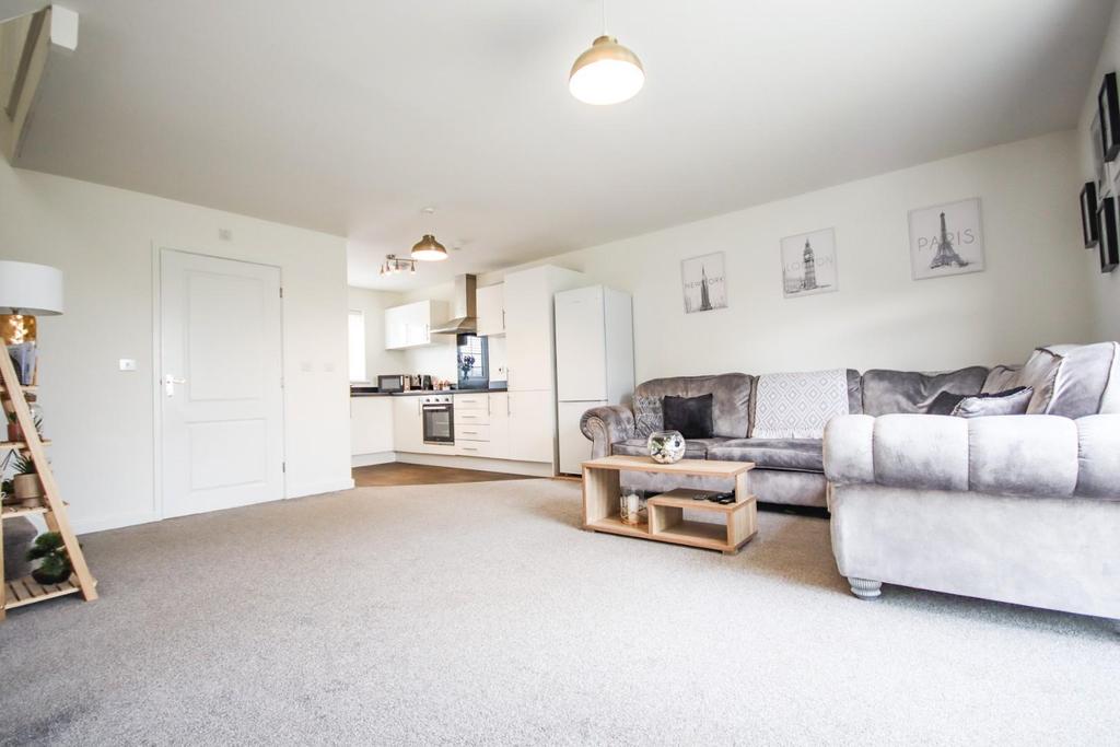 Living Room/Kitchen