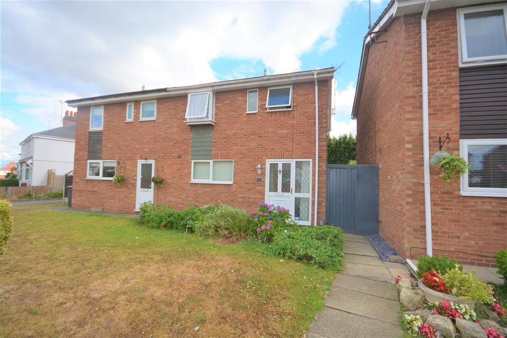 Goodyers End Lane, Bedworth 2 bed semidetached house £97,500