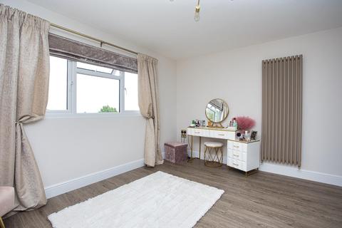 288 Dover Road, Folkestone, CT19 6NZ