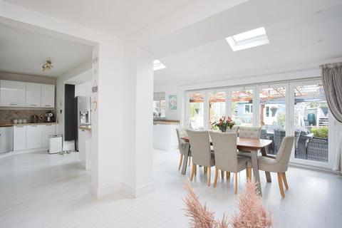 288 Dover Road, Folkestone, CT19 6NZ