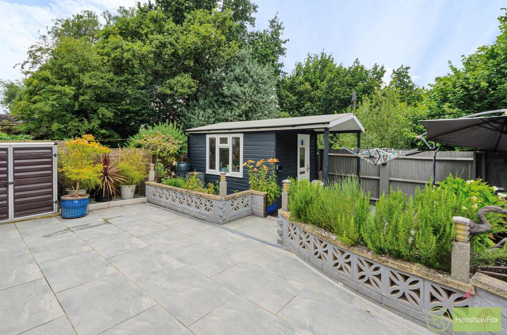 Halterworth Close, Romsey, Hampshire 4 bed semidetached house for sale £485,000
