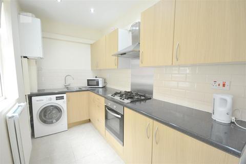 2 bedroom terraced house for sale - Wordswroth Road, Knighton Fields