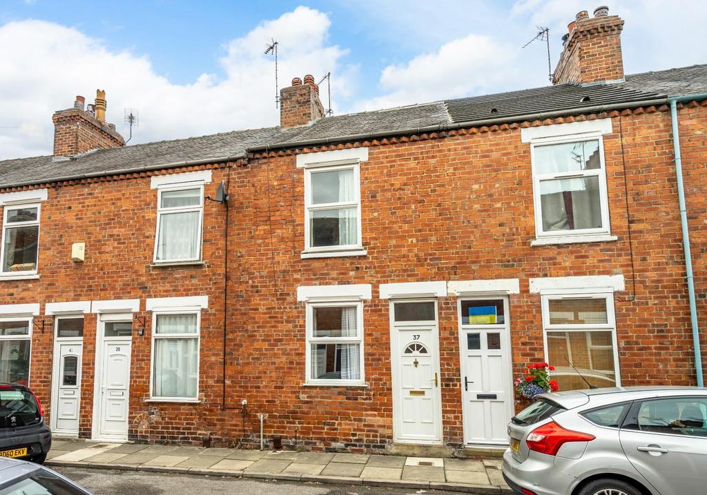 Kensington Street, South Bank, York 2 bed terraced house £230,000