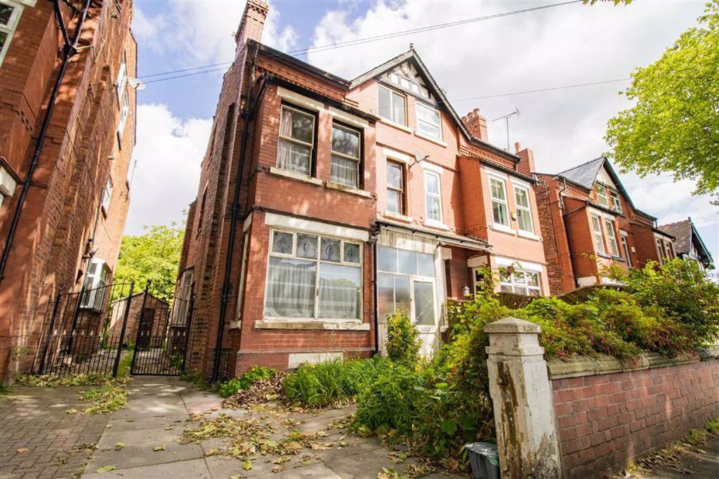 Ayres Road, Old Trafford, Trafford, M16 5 bed semidetached house for