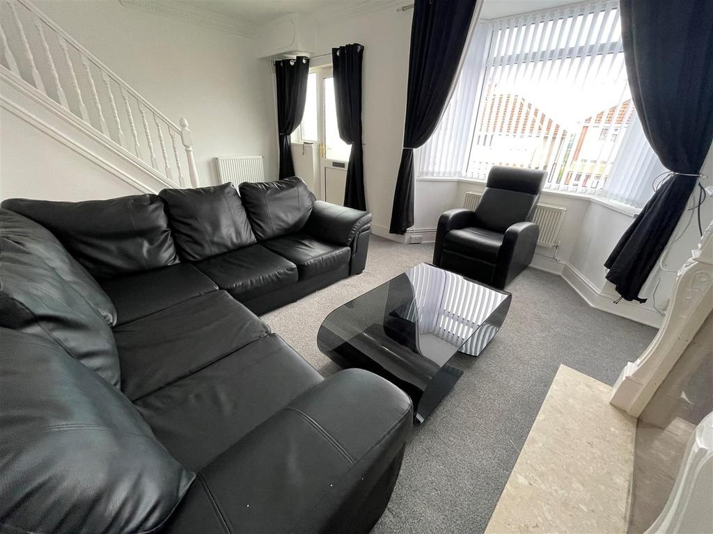 Entrance Living Room