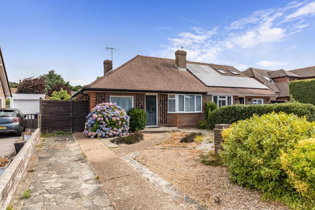 Nursery Close, Lancing 2 bed semidetached bungalow for sale £375,000