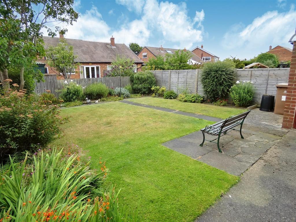 Farringdon Road, North Shields 3 bed semidetached house £285,000