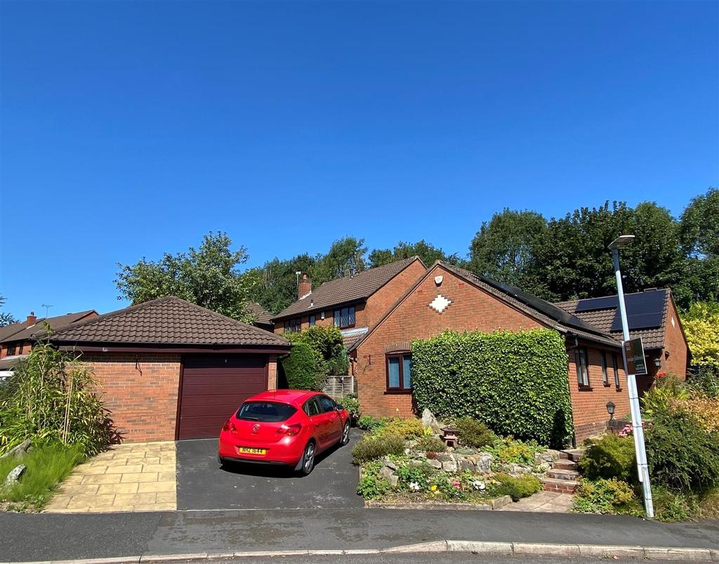 Drummond Way, Macclesfield 3 bed bungalow for sale £360,000