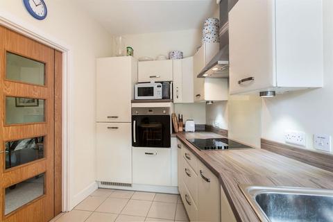 2 bedroom apartment for sale, Kenton Lodge, Gosforth, NE3 4PE