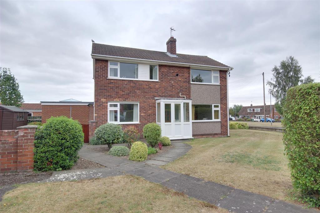Hobson Road, Elloughton 3 bed semidetached house for sale £210,000