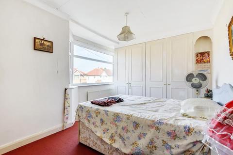 62 Denison Road, Feltham, TW13 4QG