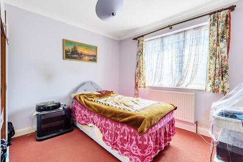 62 Denison Road, Feltham, TW13 4QG