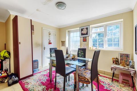 62 Denison Road, Feltham, TW13 4QG