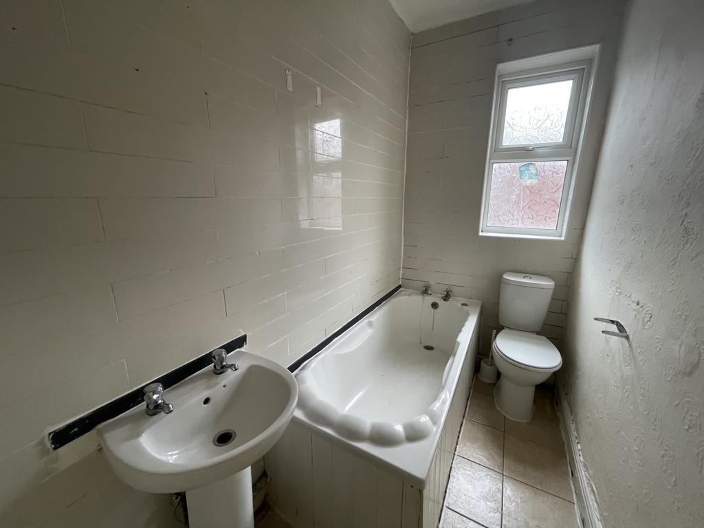 House in Leeds - View 5