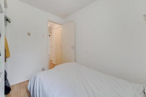 2 Shott Close, Sutton, SM1 4LQ