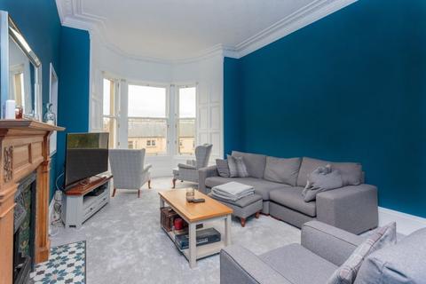 3 bedroom flat for sale - 64 3f2, Thirlestane Road, Edinburgh, EH9 1AR