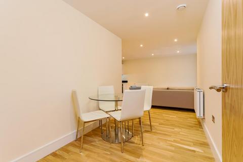 2 bedroom apartment to rent, Elite House, London, E14