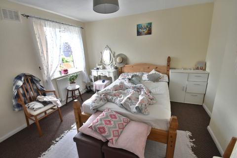 3 bedroom terraced house for sale - Pentre Gwyn, Wrexham, LL13