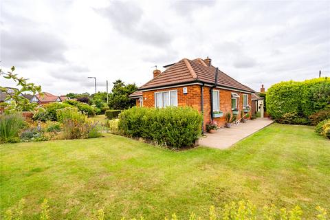 2 bedroom bungalow for sale, Tranby Drive, Grimsby, Lincolnshire, DN32