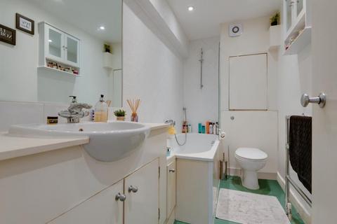 1 bedroom flat to rent, Coniston Court, Kendal Street, W2