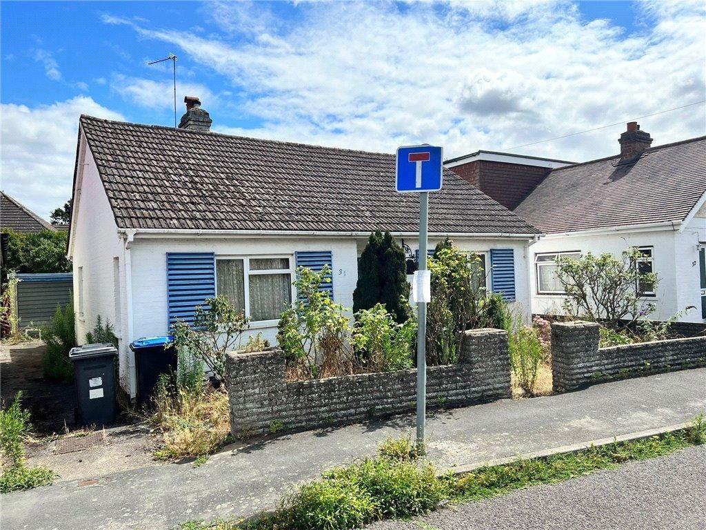 Clarence Street, Egham, Surrey, TW20 9RL 2 bed bungalow £380,000