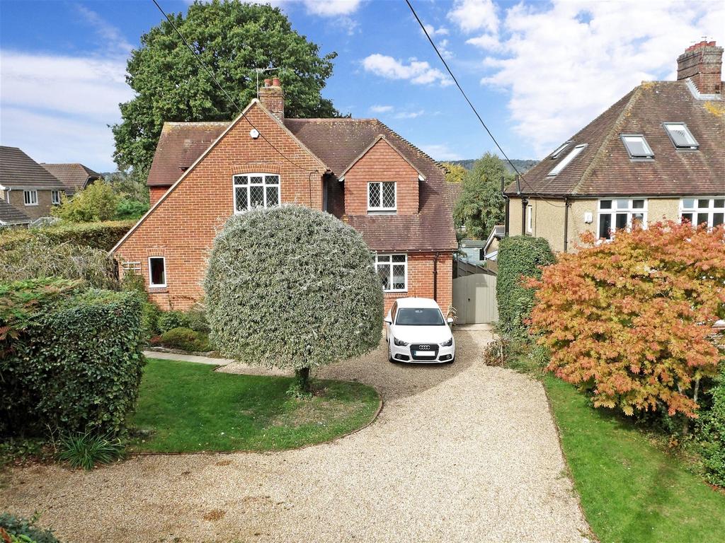 The Causeway, Petersfield, Hampshire 5 bed detached house £875,000