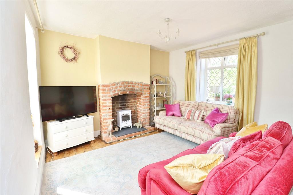 Ringwood Road, Verwood, Dorset, BH31 3 bed detached house for sale £525,000