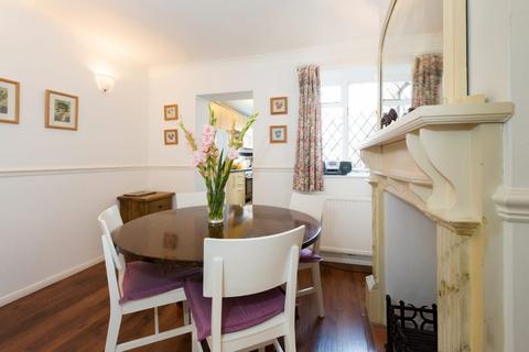undefined, Gladstone Terrace, Reading Road, Henley-on-Thames, Oxfordshire, RG9 1AB