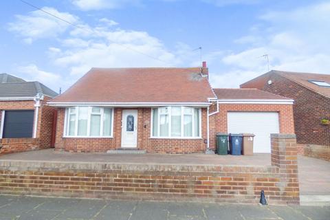 2 bedroom bungalow to rent - Fairfield Drive, North Shields, Tyne and Wear, NE30 3AF