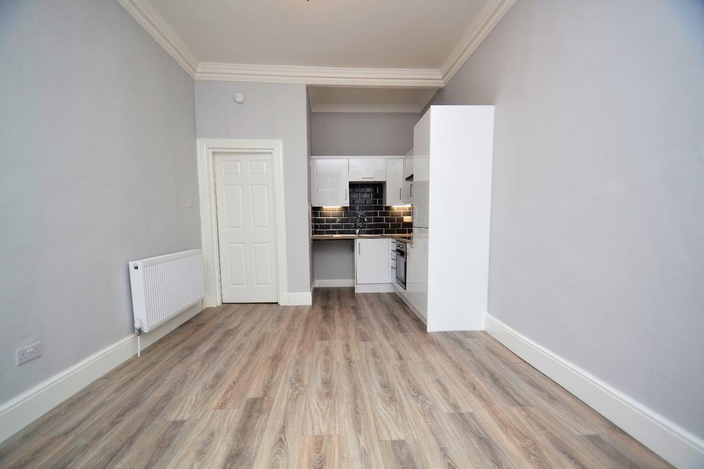 16 Springhill Gardens, Shawlands, G41... 1 bed flat £675 pcm (£156 pw)