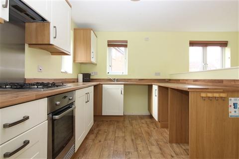 4 bedroom house to rent, Hidcote Walk, Welton, HU15 1FP