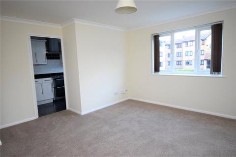 2 bedroom apartment to rent, Walpole Road, Burnham Gate, Slough, Berkshire, SL1