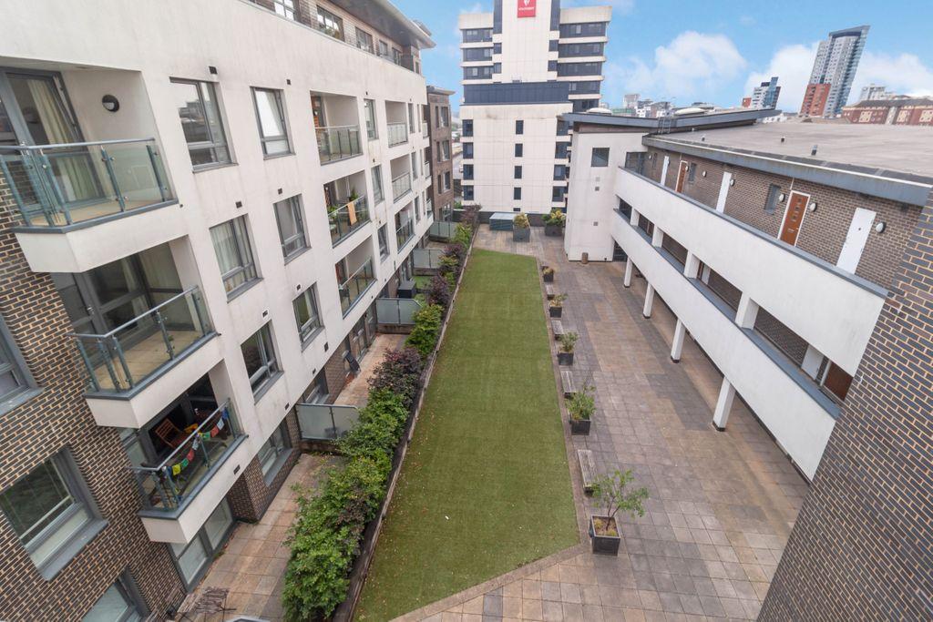 Empress Heights, College Street, Southampton SO14 3LB 2 bed flat £1,200 pcm (£277 pw)