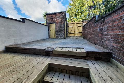 26 Top Street, Oldham, OL4 2DR