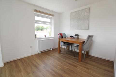 2 bedroom flat to rent, Kimberley Road, Lower Parkstone