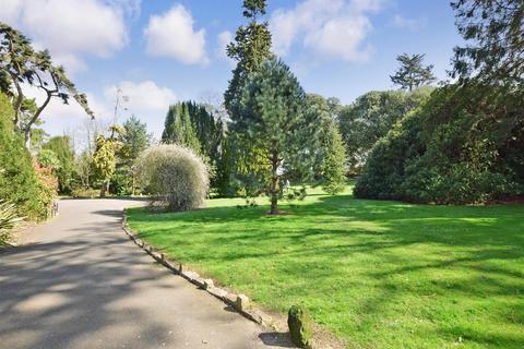 4 bedroom semi-detached house for sale - Priory Manor Court, Shanklin, Isle of Wight